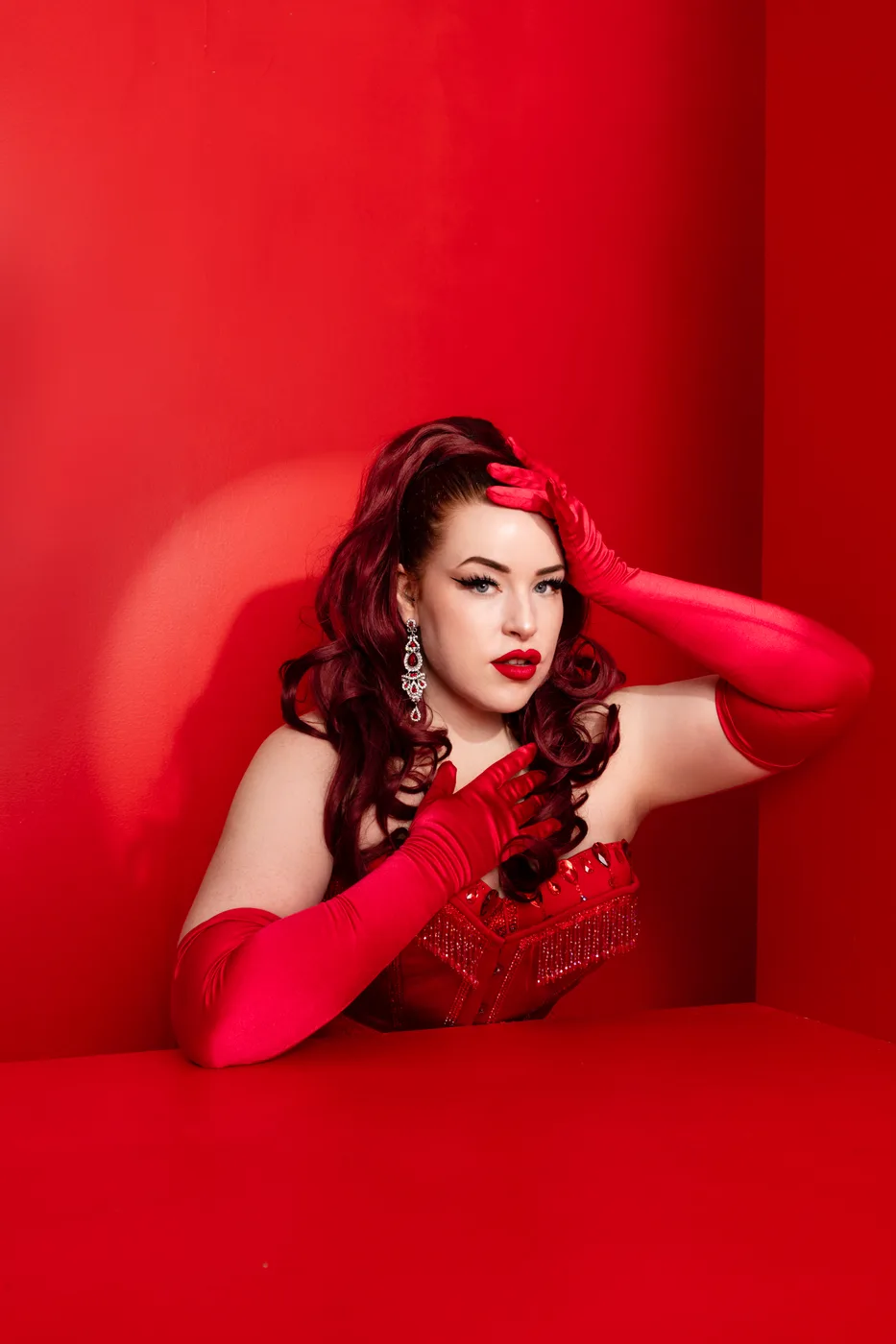 Kitty Allure, Syd Showgirls performer