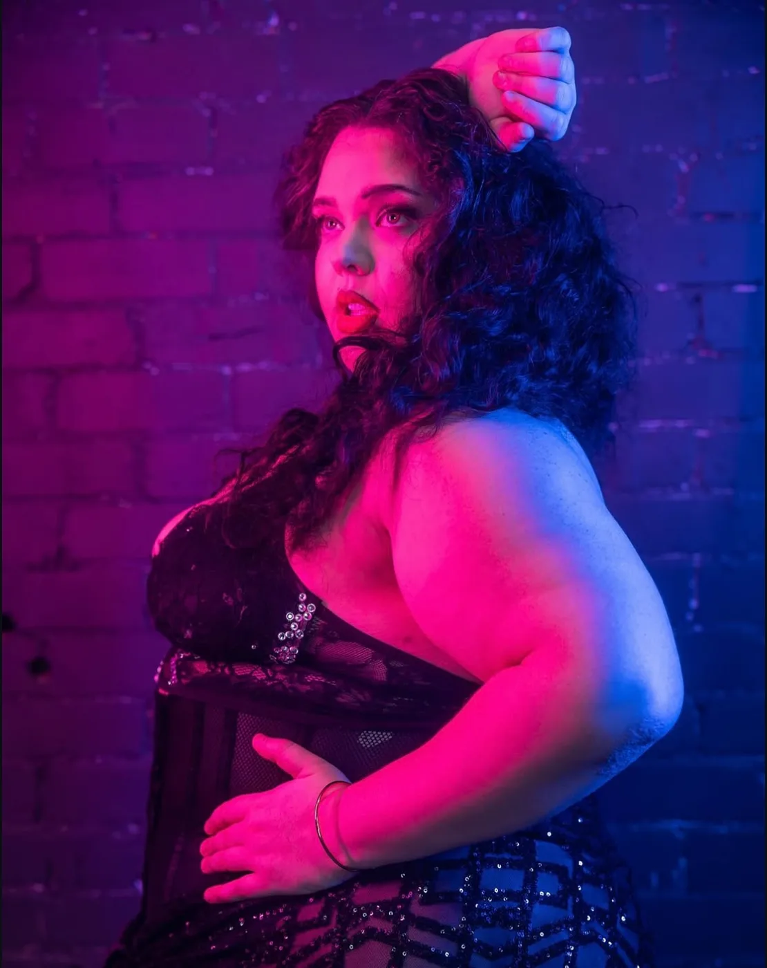 Mama Medusa, Syd Showgirls performer